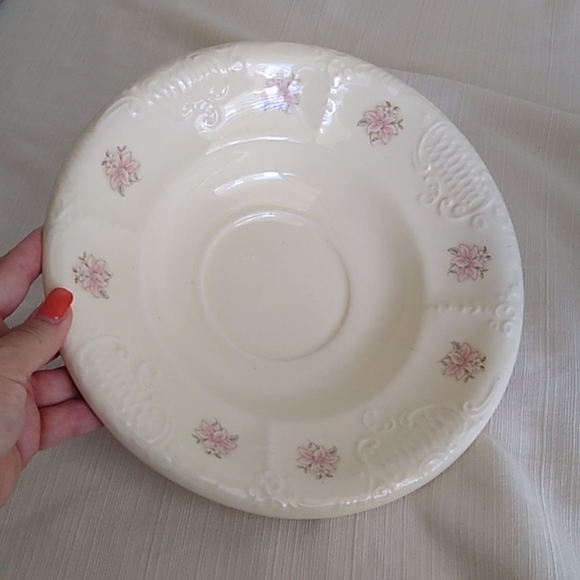 Vintage ATHENA California Small Floral Pitcher and Basin Set, Cream - Picture 2 of 10